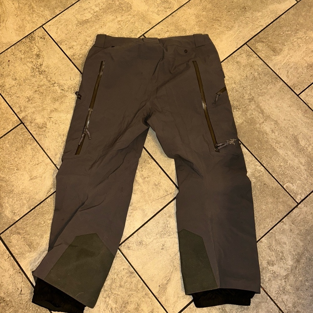 Arc'teryx Sabre Men’s Snow Pants - Picture 5 of 7